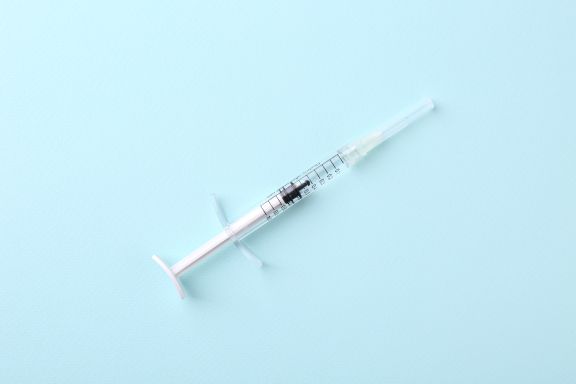 Filing a Workers’ Compensation Claim for a Needle-Stick Injury as a Sanitation Worker in Chicago